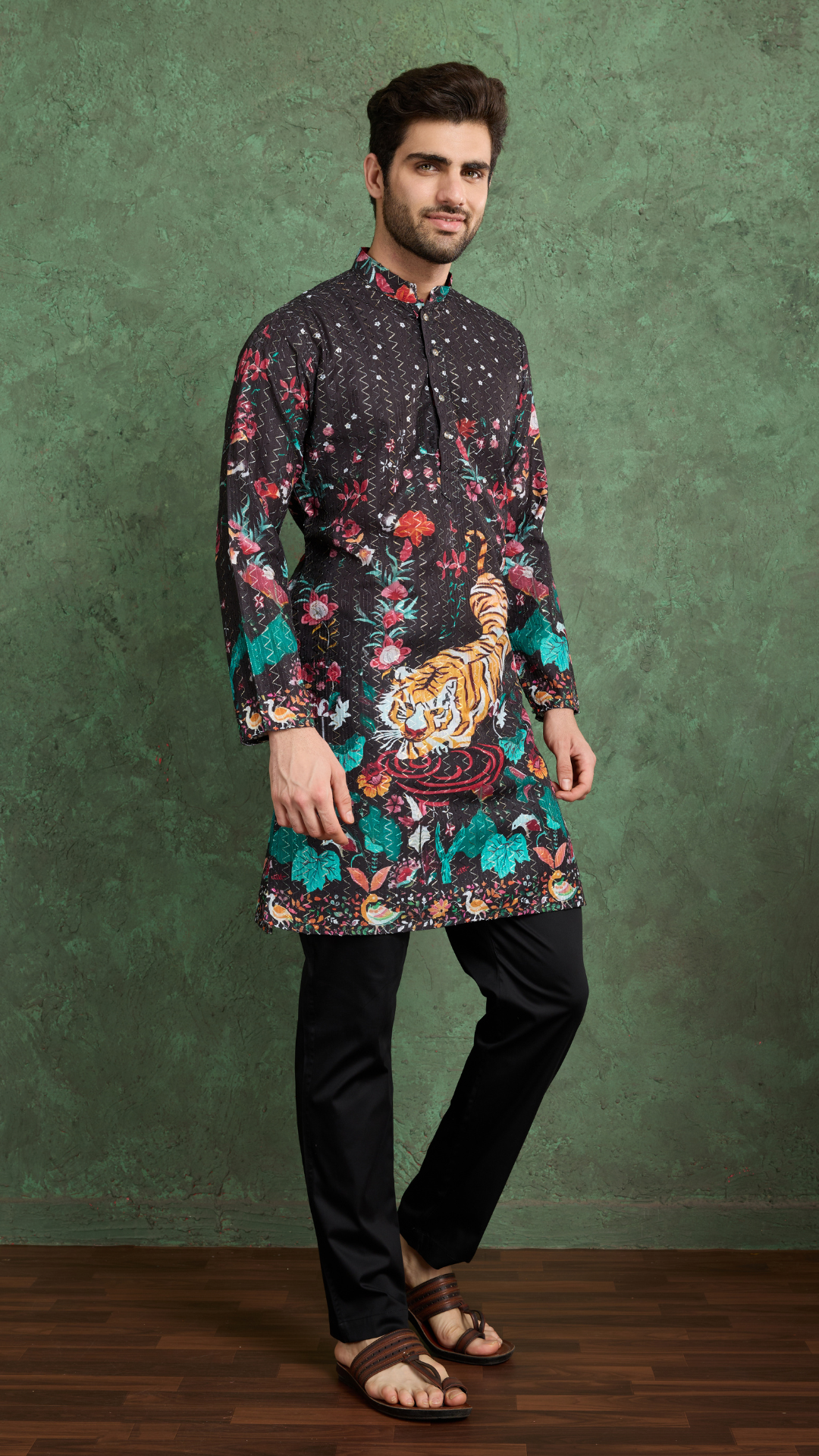 Classy Black Comfortable Kurta Clothes for Men