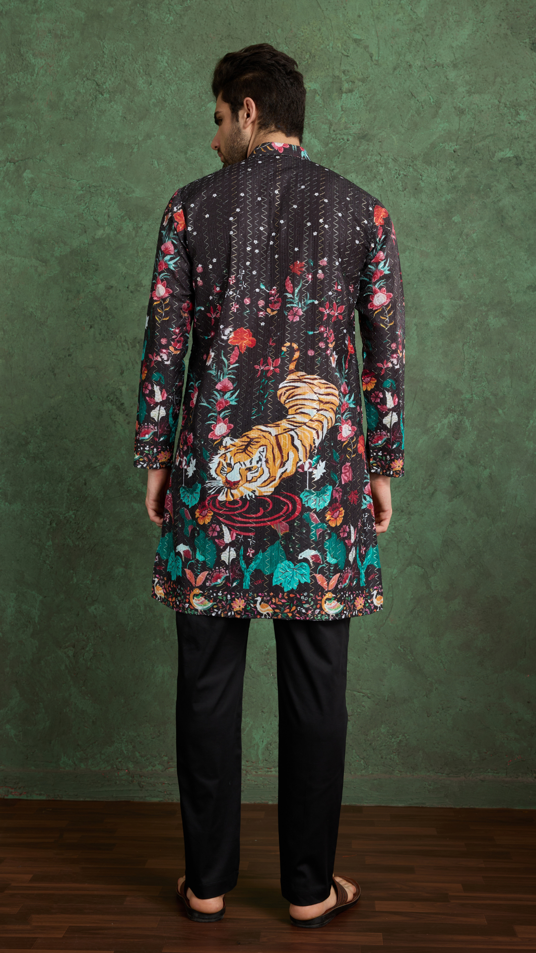Classy Black Comfortable Kurta Clothes for Men