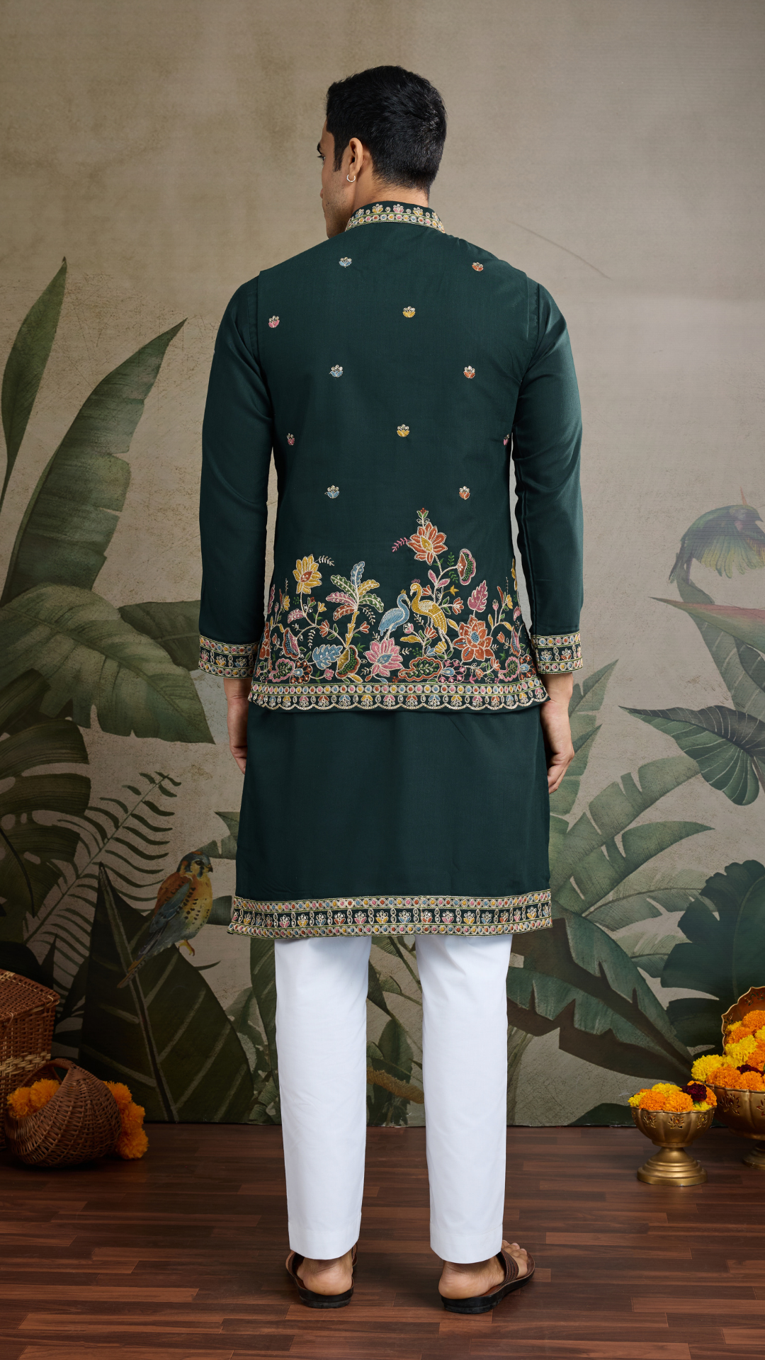 Stylish Green Men's Kurta Koti Set – Trendy & Elegant