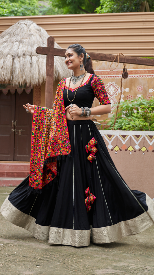 Heavy Dupatta with Black Chaniya Choli for Navratri